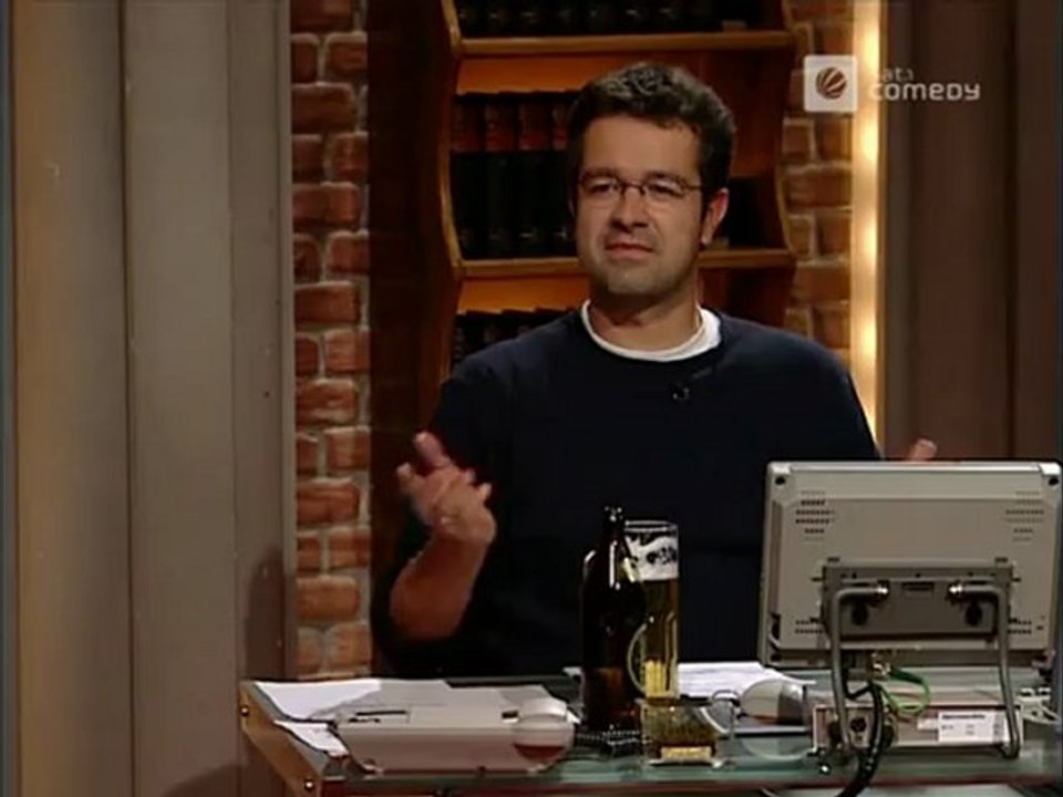 Die Harald Schmidt Show - 1112 - 2002-07-04 - Shir-Aviv Hommelsheim, Jan Ullrich geschluckt, Wie heißt das Tier