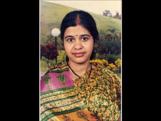 Ek Boishakhe Bengali Song - Mousumi Chatterjee.