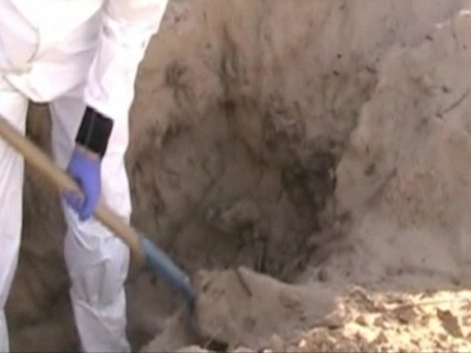 Mass graves found in Mexico