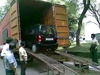CAR TRANSPORTATION IN JAMSHEDPUR JHARKHAND WAGNAR CAR LOADING