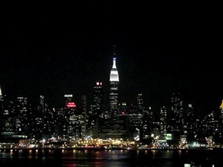 Empire State building light show