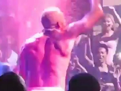 Chris Brown Insults Woman on Twitter