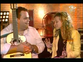 LA VOZ COLOMBIA-26NOV 001_clip1