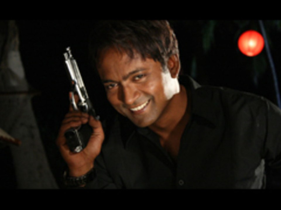 Prashant Narayanan's Role Revealed - Cigarette Ki Tarah Movie