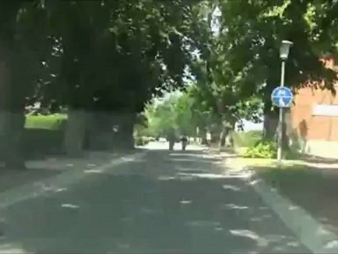 tom waits - chocolate jesus (mr Jennings Remix) vs road movie