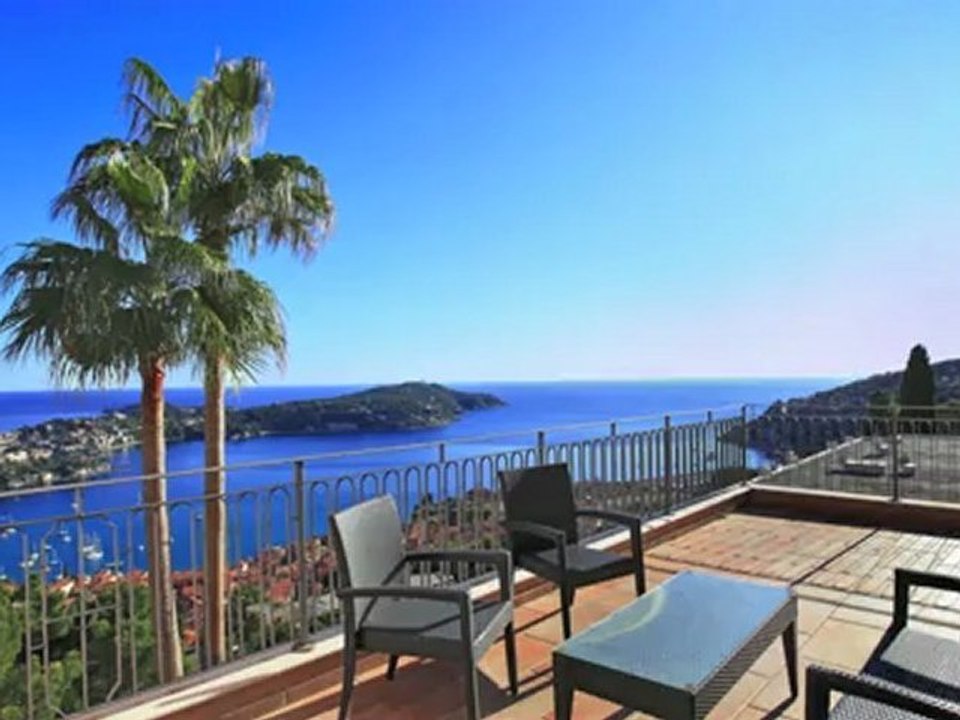 Appartement à vendre VILLEFRANCHE SUR MER (06) - Duplex vue mer - 227m2