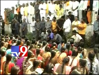 Chandrababu urges youth to fight corruption