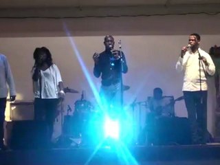 concert de paix pour la RDCONGO FRERE  PITSHOU IZAY