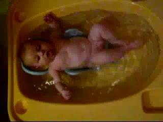 prout prout dans le bain