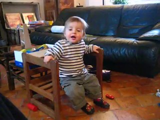 Assis à mon tabouret