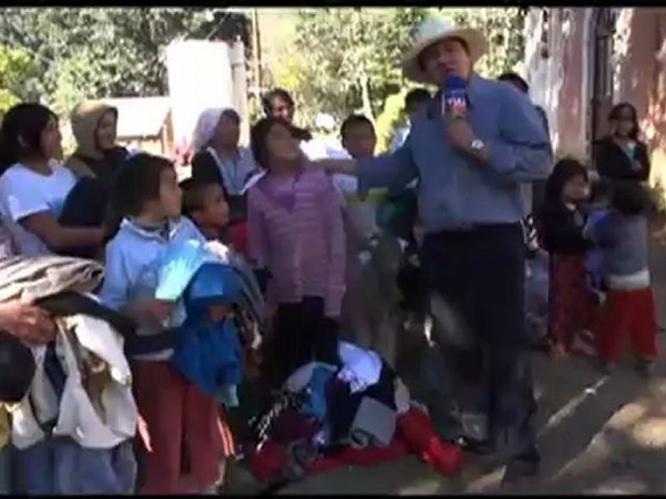 Entrega ropa comunidades de la sierra gto gto