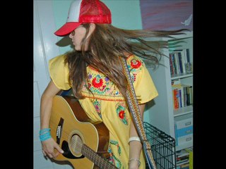 HAppy BIRTHDAY PARI SISTER :)