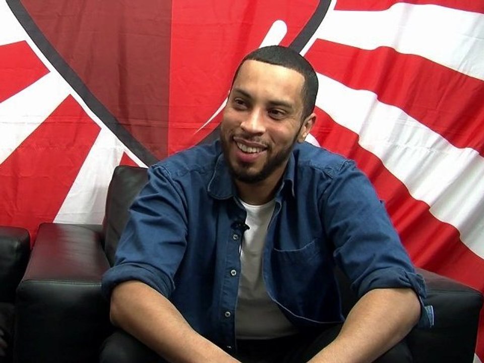 Disiz "extra-lucide" sur les banlieues françaises