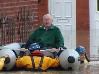 Flooding continues in parts of the UK