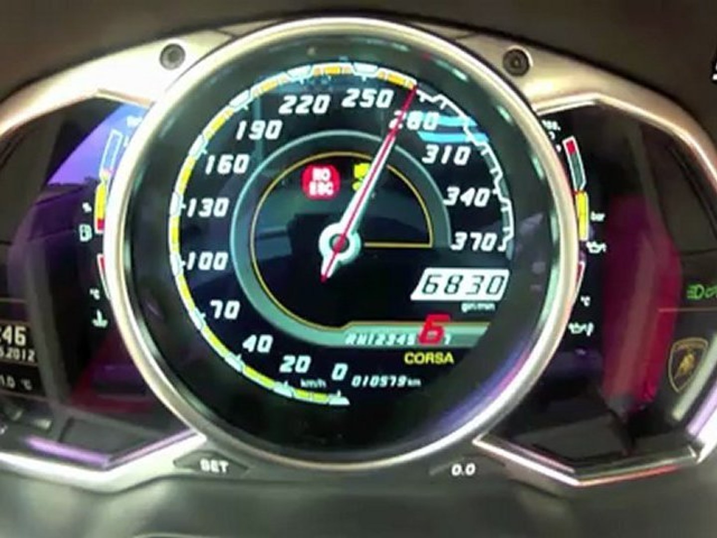 340 км в часах. Lamborghini Aventador lp700 Speedometer. Ламборгини спидометр максимальная скорость. Спидометр Ламборджини авентадор. Lamborghini Urus спидометр.