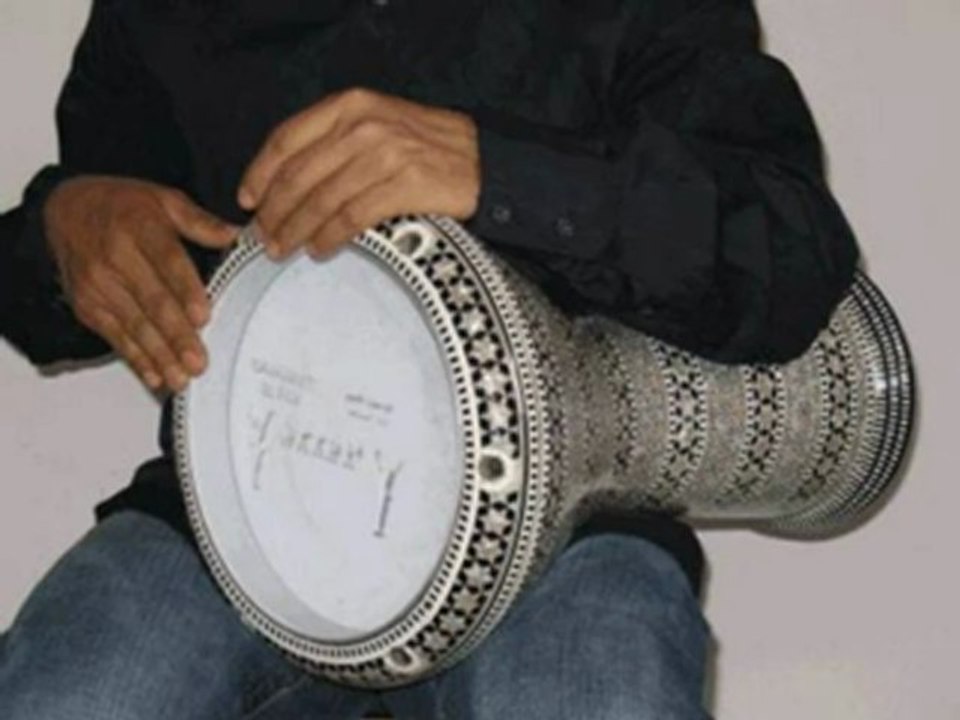 sesliseviyore.comsesliseviyore.comsesliseviyore.com ,,Derbouka Remix (Arabic Remix)