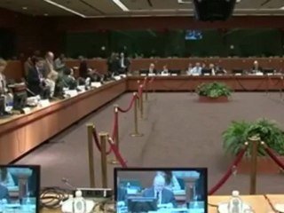 La eurozona y el FMI remodelan el rescate griego y dan vía libre a la ayuda de 43.700 millones