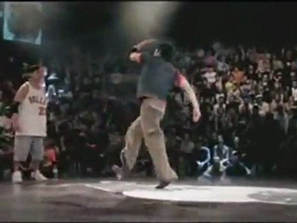 Hong 10 Vs Moy Red Bull Bc One 2005 - Furacão 2000