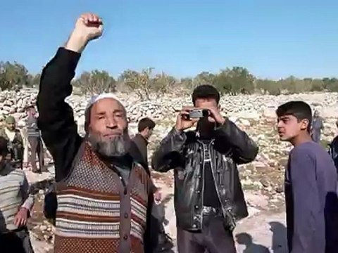 Rebeldes sirios derrumban avión