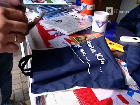 Die Harald Schmidt Show - 1124 - 2002-08-28 - Neelesha BaVora, Andrack bei Viktoria Köln