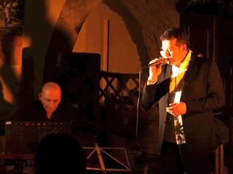 PARODIE je ne suis qu'une chanson ginette reno