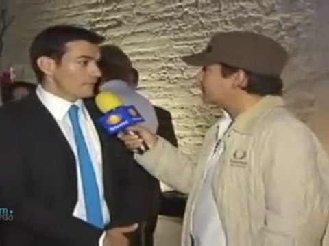 David Zepeda @davidzepeda1 y elenco de Sortilegio apoyan Un Kilo de Ayuda