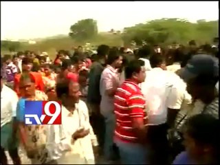 school bus overturns 2 students died