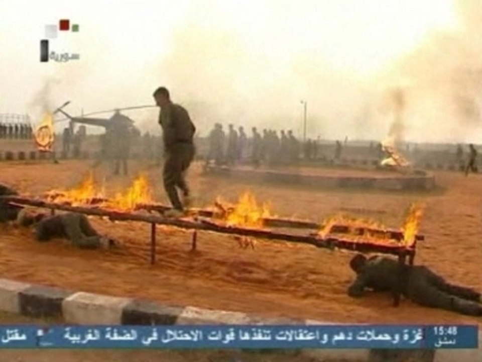Syrian minister hails 'hero' troops