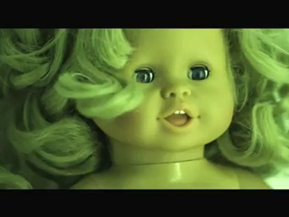 SKRILLEX "First Of The Year" (Equinox)