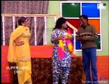 Pakistani Stage _ Aashiq Luttay Gaye _ Full Stage Drama_clip2