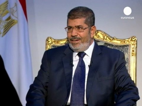 Egypt: Mursi justifies new decree on state TV