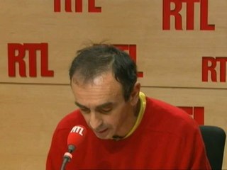 "La Chronique d'Eric Zemmour" : Valls, le faux dur