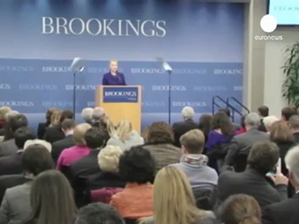 Clinton aims to fix future path of US-EU policy