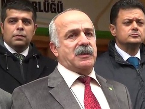 “Siyasiler kurumun üzerinden elini çeksin”