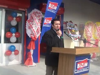 yılmaz efe ve mnesut gökçe  Ağrı'da bizim toptan mağazaları açılışında