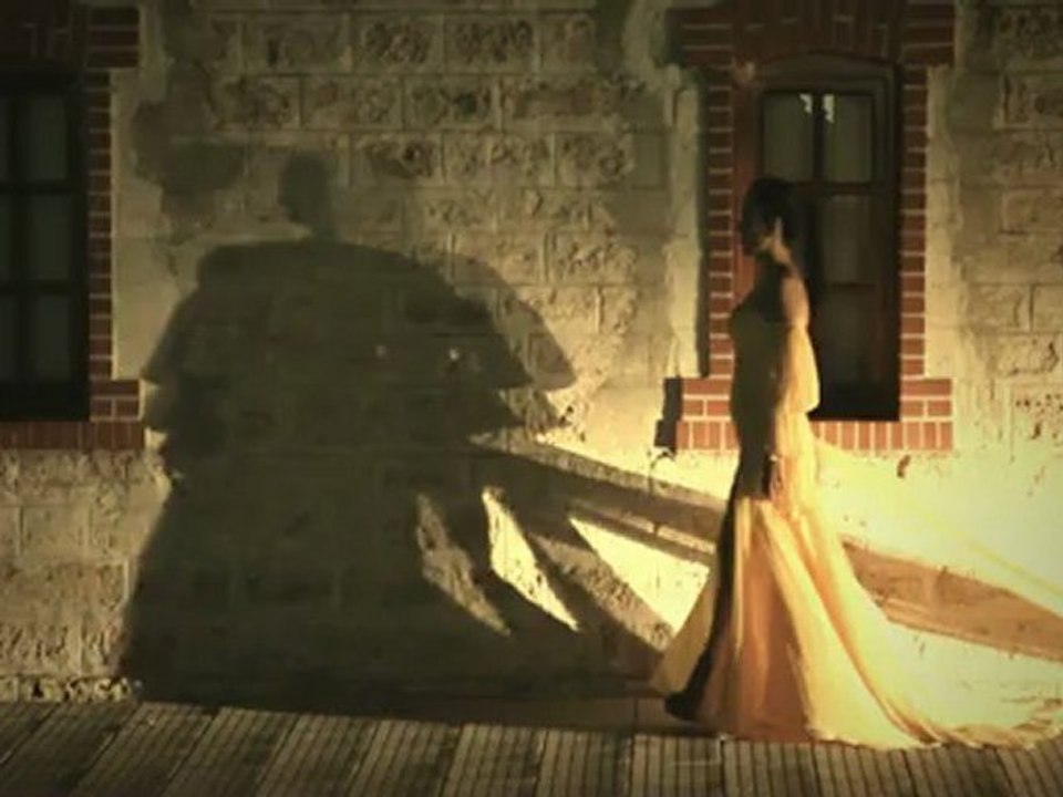 Demet Sağıroğlu - Hiç Özlemedin Mi?