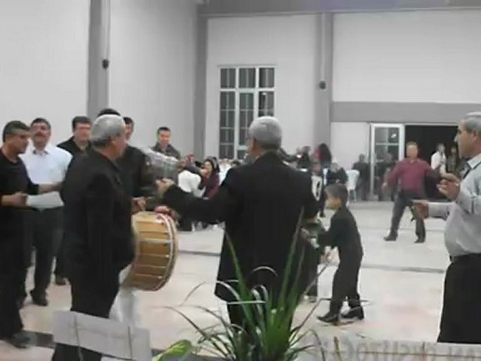 Kayabeli'nde bir düğün havası-Mehmet SOLMAZ