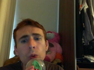 Wiwi égratigne "todo por nada" de Camilo Sesto