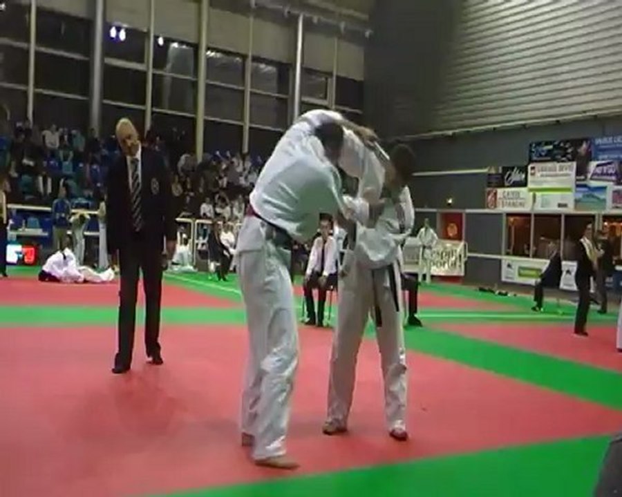 (1) Olivier Kuntzmann -90kg 1er tour 67 par équipes séniors ASPTT 1 -AMPM