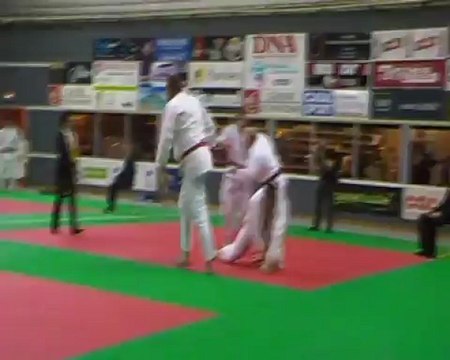 Matthias +90kg 1er tour 67 par équipes séniors ASPTT 1 -AMPM