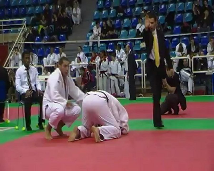 Matthias +90kg 1/4 DE FINALE  67 par équipes séniors ASPTT 1 - JC HAGUENAU