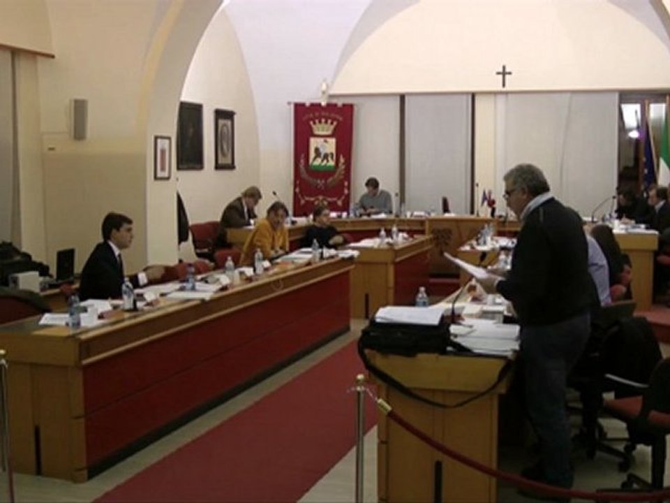 Consiglio 29 novembre 2012 Punti 1-2-3- riequilibrio di bilancio intervento Francioni