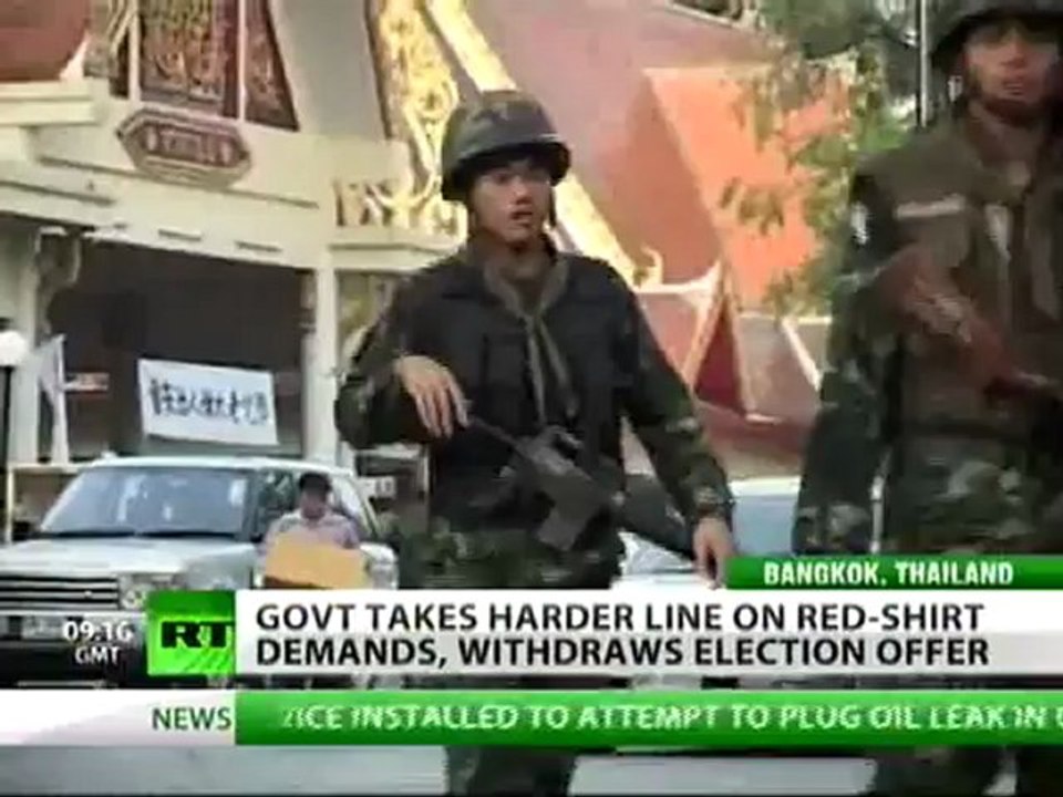 War on Red Shirts: Thai govt to send snipers, threatens to shoot armed protesters