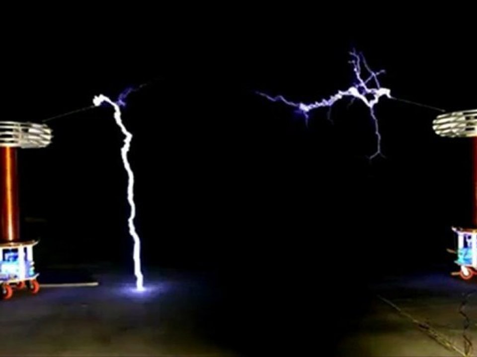 maya jane coles - not listening vs tesla coils