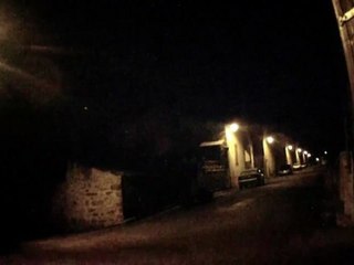 ufo.triangle.  France.01.12.2012