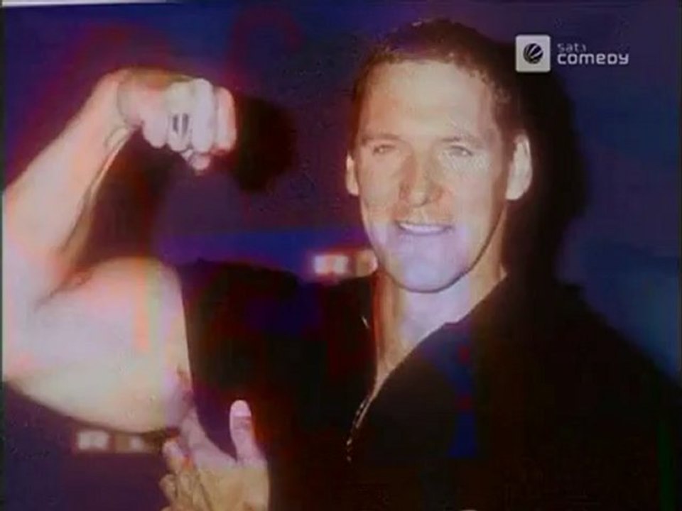 Die Harald Schmidt Show - 1131 - 2002-09-10 - Gregor Gysi, Wer wählt wen, Helmut beim Fernseh-Duell