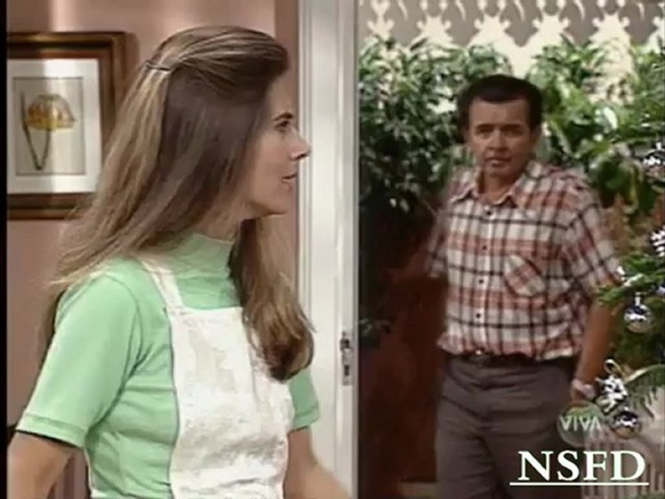 FELICIDADE - Ametista e Helena discutem por Paquita e Madalena