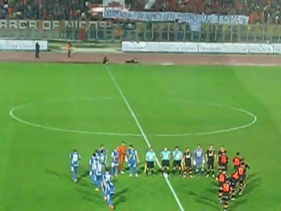 ΑΕΠ-ΑΠΟΕΛ Είσοδος ομάδων