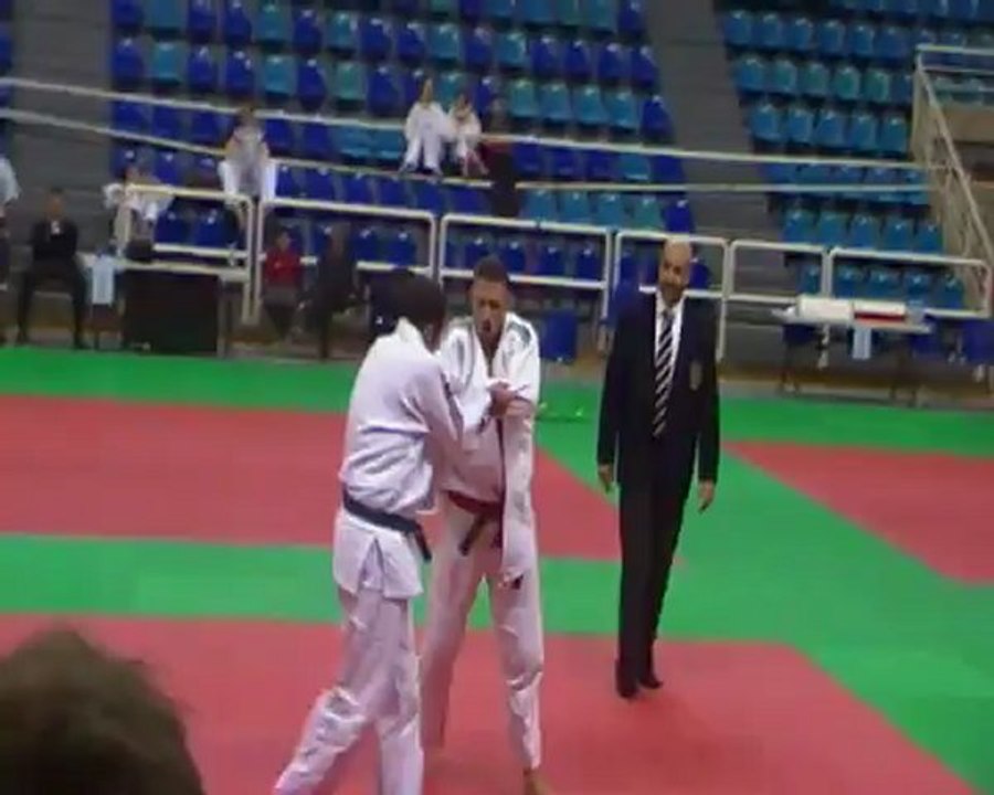 (1)Olivier Kuntzmann -90kg  finales ASPTT 1- SUC  67 par équipes séniors