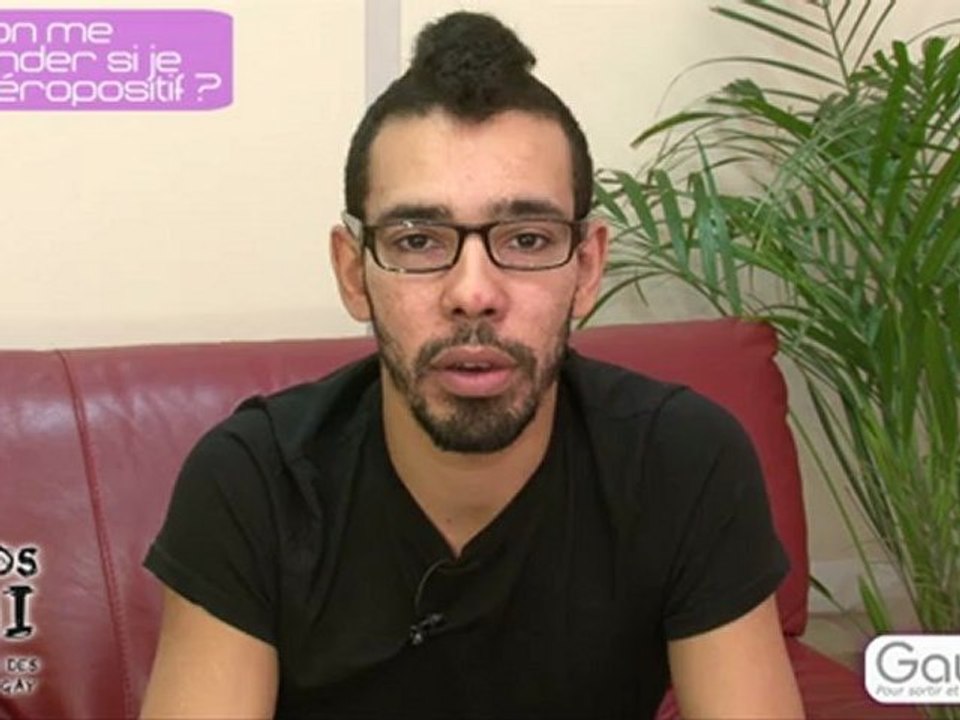 Peut-on nous demander de faire un dépistage du VIH ?